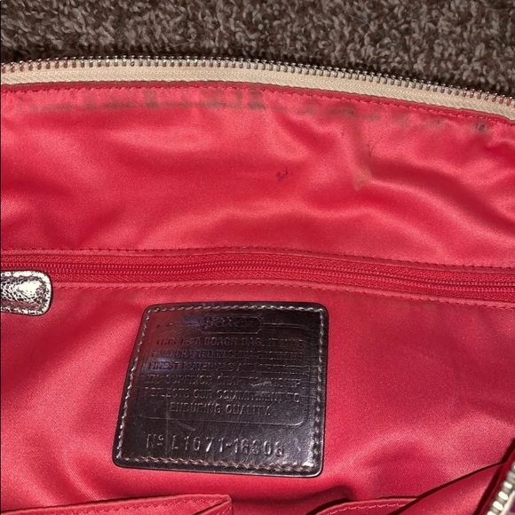 Coach Poppy Collection Large Purse - Picture 4 of 5